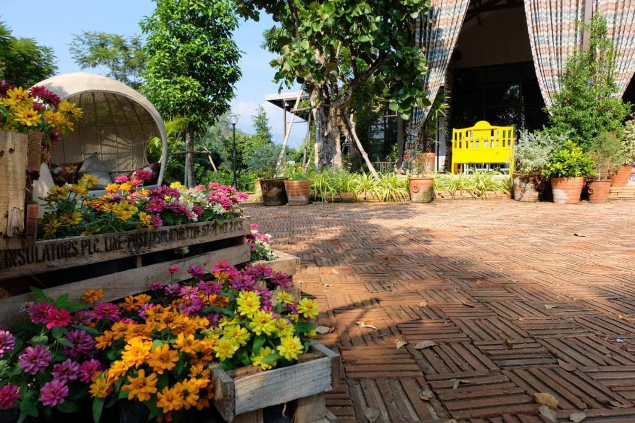 Thanburi Resort Чом Тхонг Экстерьер фото
