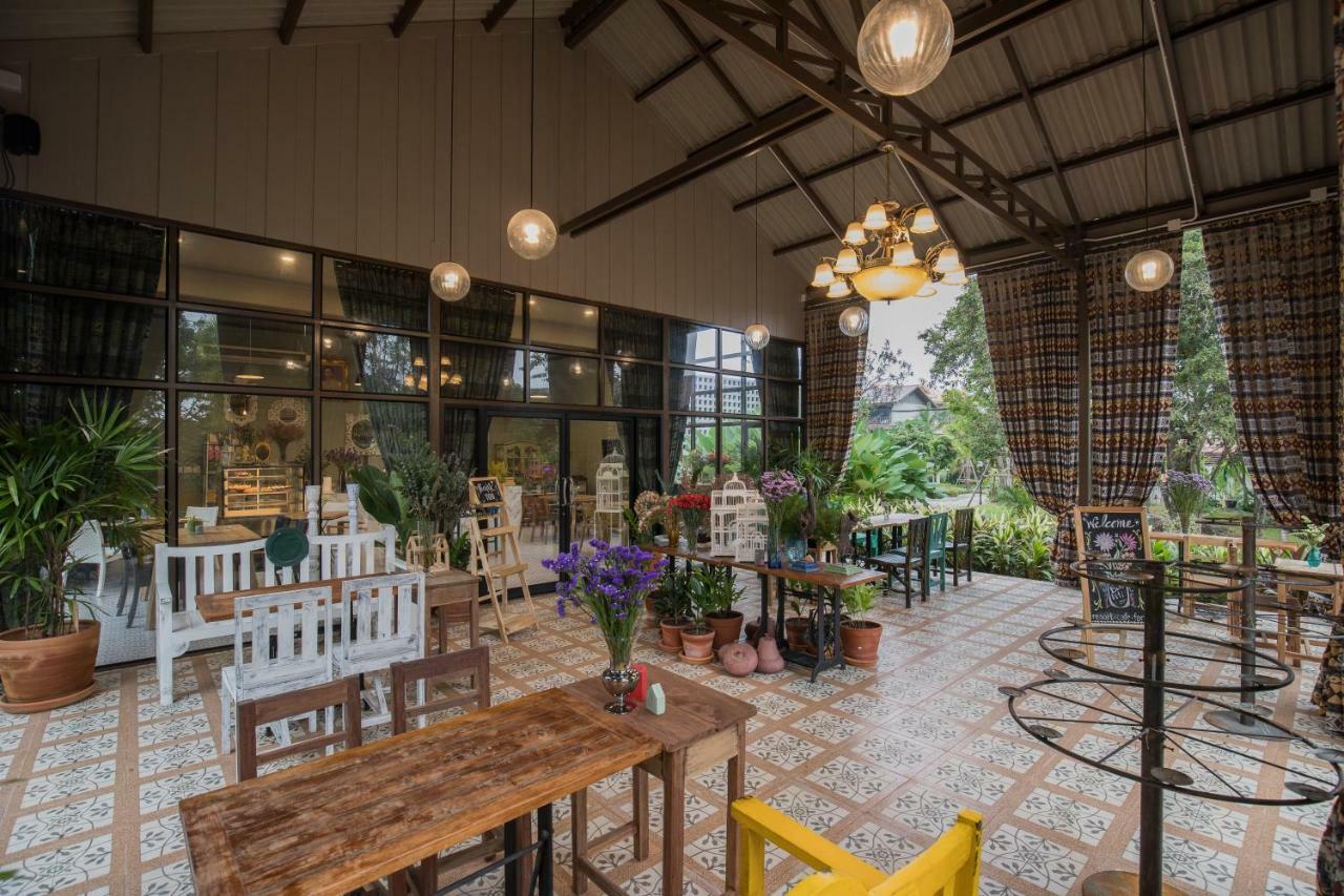 Thanburi Resort Чом Тхонг Экстерьер фото